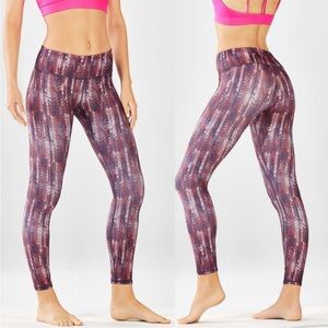 Fabletics High-Waisted Pattern Leggings With Phone Pocket